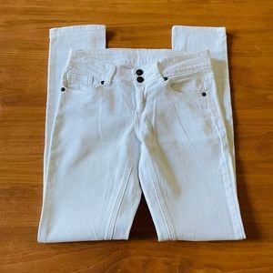 dELiA*s Jayden Low-Rise White Denim Stretch Skinny Jeans